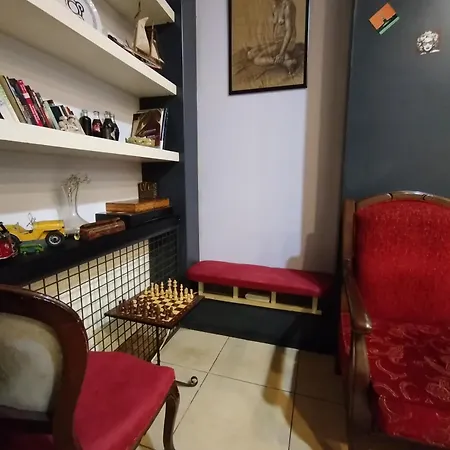 Хостел Ivy Cafe *