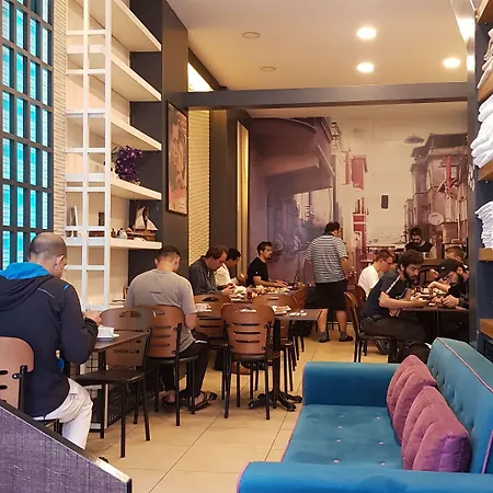 Hostel Ivy Cafe Istanboel